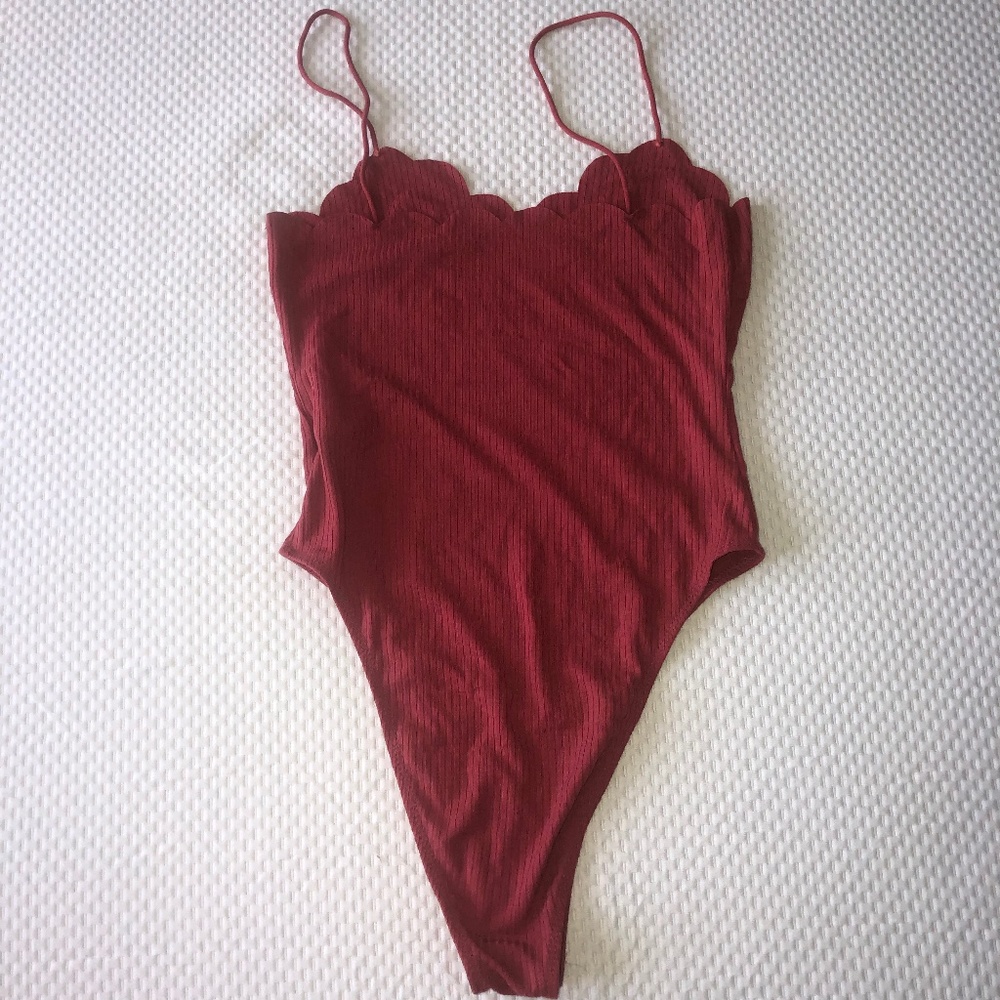 SHEIN Scalloped Body Suit